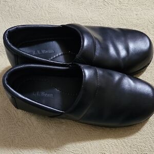 L.L. Bean Black Leather Loafers Slip-On Comfort